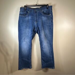 Men's Relaxed Denim Jeans in Classic Blue